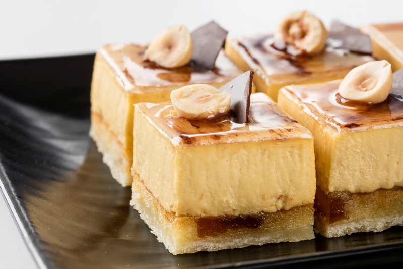 HAZELNUT FRANGIPANI WITH APRICOTS
