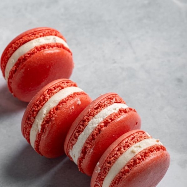 Raspberry Macaron